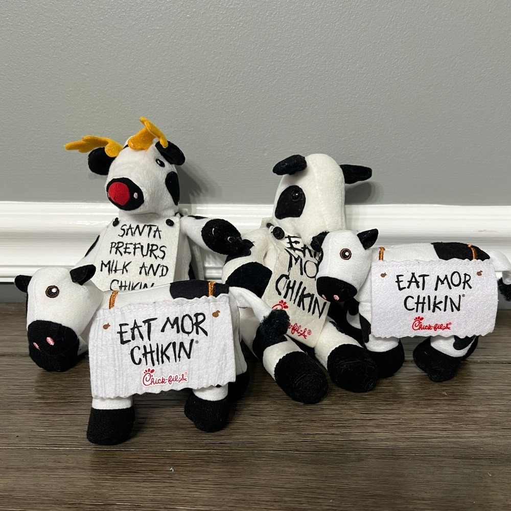 Chick-fil-A Plush Cow Set: Eat‎ Mor Chikin Collectible Toys